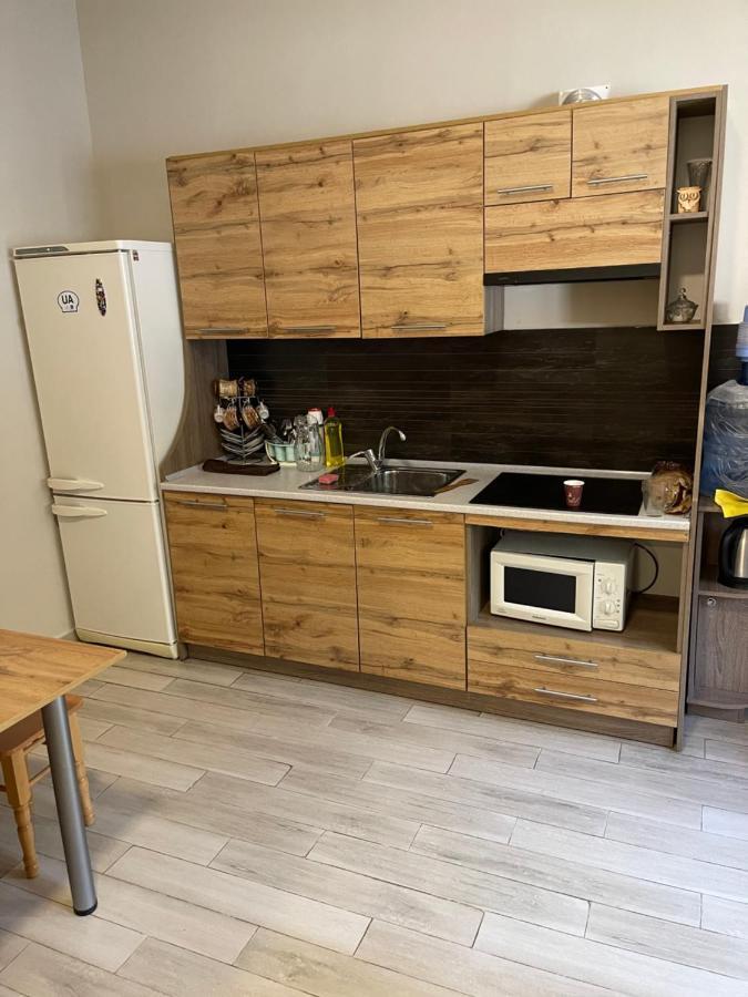 Hostel U Pottera Czerniowce Zewnętrze zdjęcie
